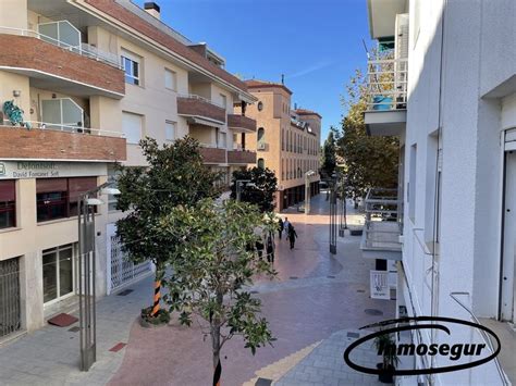 barrio de la salut salou|La plaza de la Provincia en el barrio de la Salud.